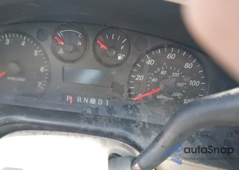 2004 Ford Taurus Se z USA, uszkodzony, nr VIN 1FAFP58234A212115